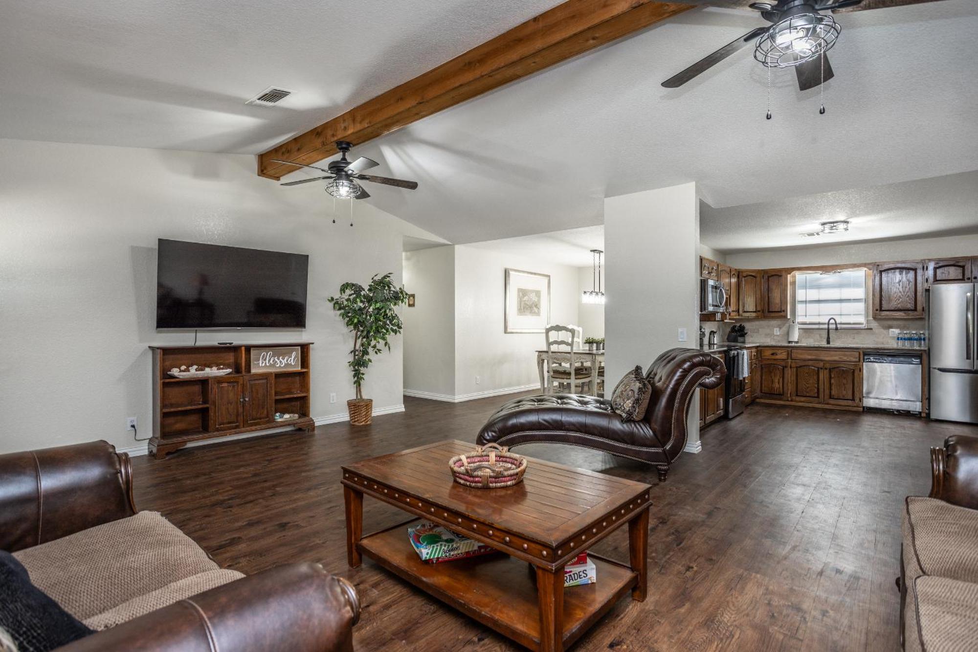 Tranquil 3-Bedroom Cabin Near Winstar Casino タッカービル エクステリア 写真
