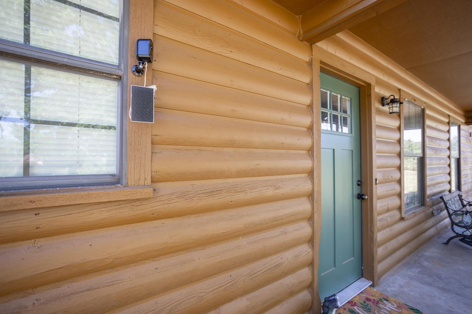 Tranquil 3-Bedroom Cabin Near Winstar Casino タッカービル エクステリア 写真